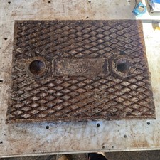 Cast Iron Manhole Drain Cover 660mm X 510mm Heavy Duty Inspection Lid free p&p