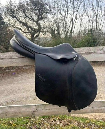 Amerigo black jump - black, saddle