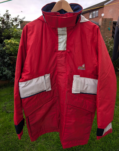 Douglas gill red waterproof - red,