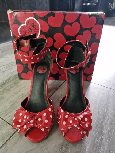 Red polka dot vintage - t.u.k,