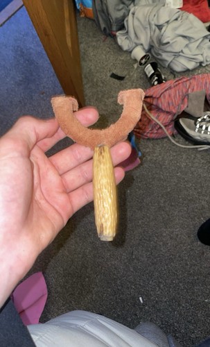 Wooden handheld slingshot - wooden,