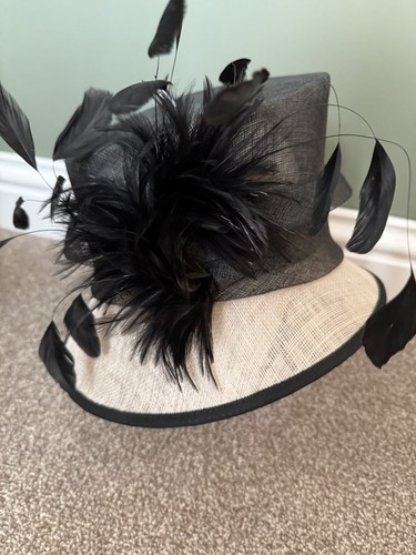 Stunning hat gwyther - stunning,