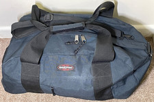 EASTPAK STATION DUFFLE HOLDALL