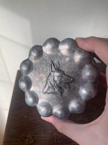 Dog design jelly - mould, for