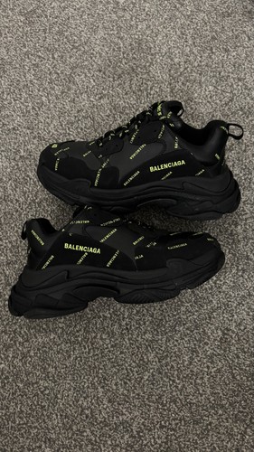 Balenciaga triple size - balenciaga,