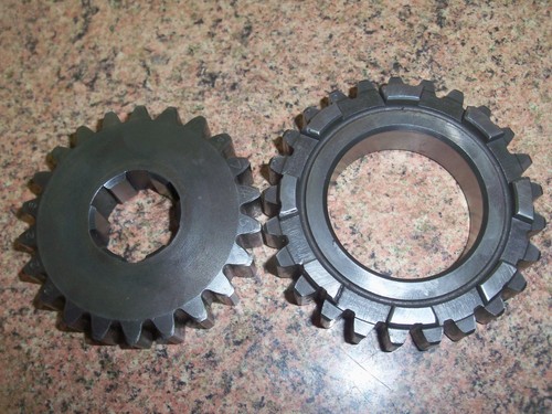 Hewland 200 gearbox gear - gearbox,