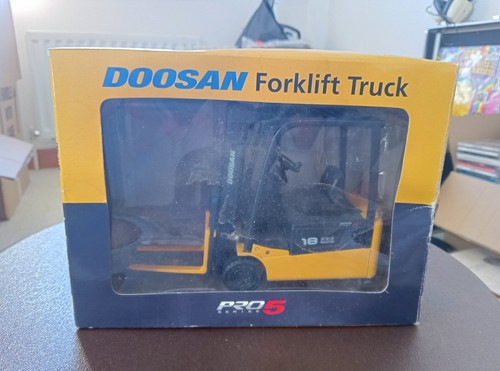 Doosan electric forklift - electric, truck