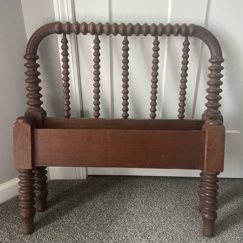 Jenny lind bed spindle - bed,