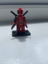 LEGO deadpool Minifigure From