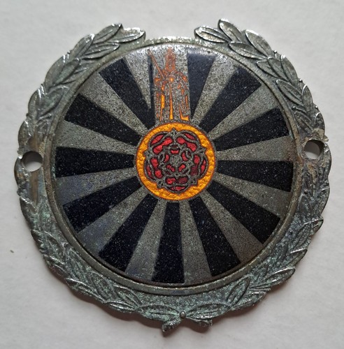 Vintage gaunt round - j, table