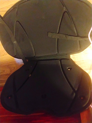 Kayaking seat with ties - ,