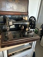 Antique Singer Hand-Crank Sewing Machine (1873) For Restoration