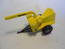 Tonka Art, Vermeer Tree Branch Shredder