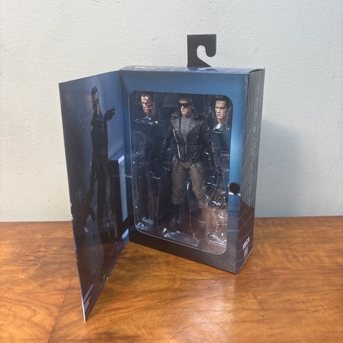 Neca the terminator police - the,