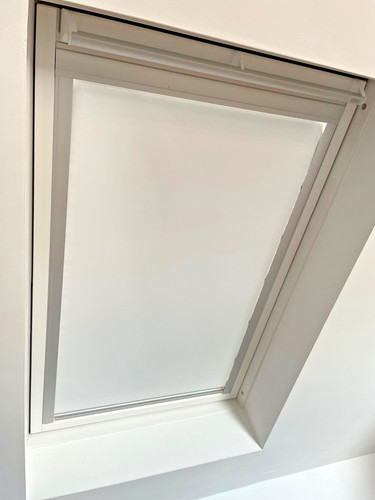 White blackout blind - white, for