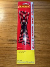 HORNBY OO Gauge R614 Silver