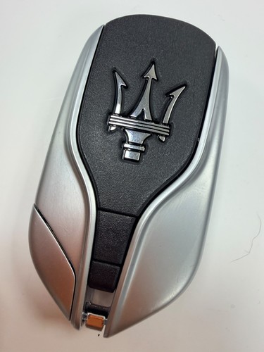 Maserati smart key fob - , 4