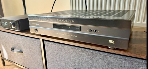 Parasound model 2125 two - model,