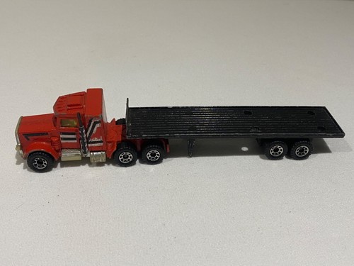Peterbilt container truck - truck,