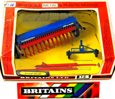 RARE 1970* Britains 1:32 Farm 9539 NORDSTEN SEED DRILL For TRACTORS VGC with BOX