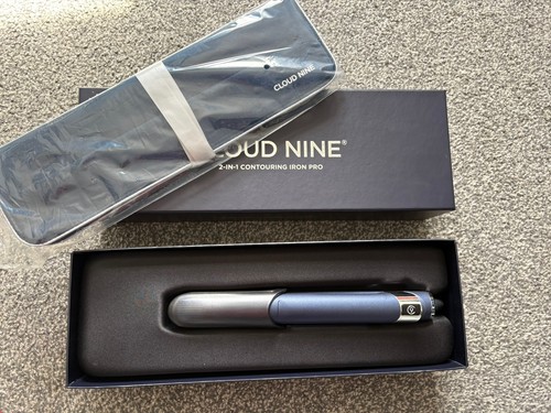 Cloud nine 1 - 2-in-1, contouring