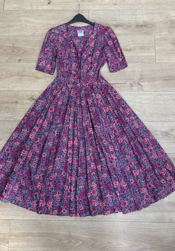 Vintage laura ashley midi - ashley,
