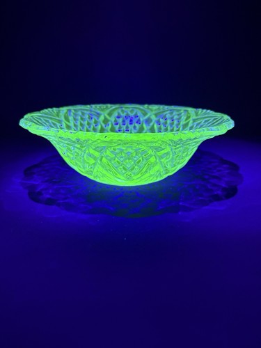 Vintage art deco green uranium - green,