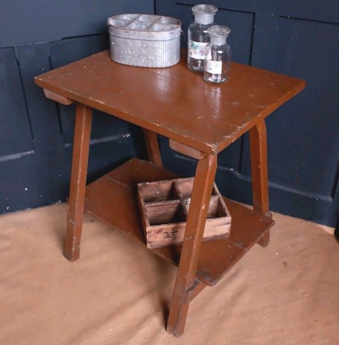 Vintage pine wood - hall, table