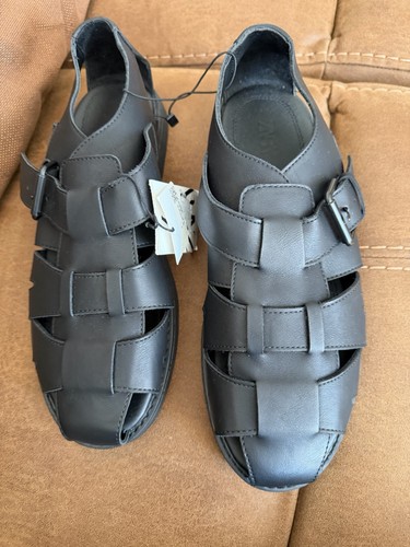 Zara man cage - man,