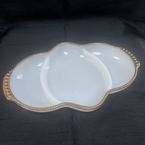 Relish tray anchor - tray, hocking