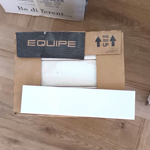 Equipe metro white - metro,