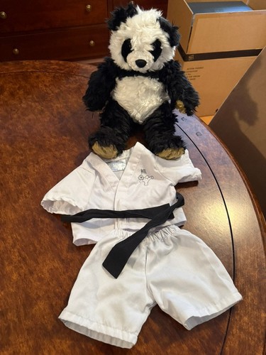 Kung pawsome panda - fu,