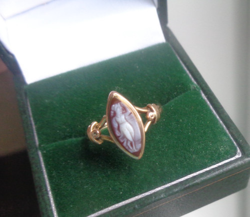 Antique gold cameo ring - antique,