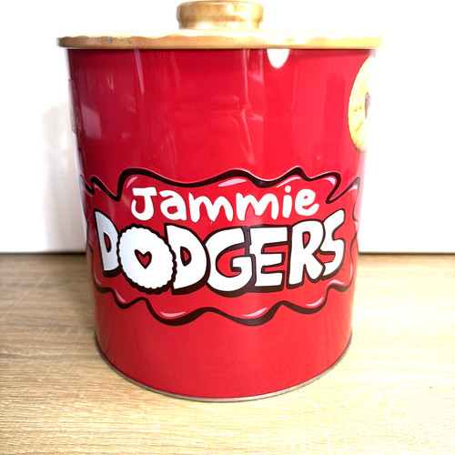 Red metal tin jammie - a,
