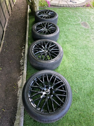 Audi black edition alloys - black,