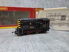 Hornby OO Gauge R2333 - BRML 0-6-0 Shunter Classs 08 Locomotive '08642'