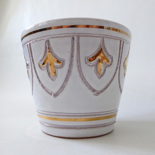 Italian plant pot planter