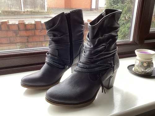 Mustang boots size reduced - size, 3