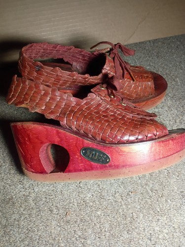 Vintage shoes stuff by - &,