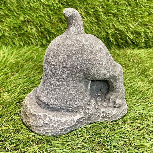 Concrete digging dog - concrete,