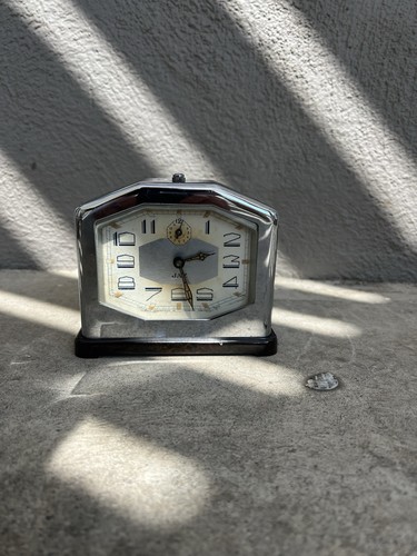 Art deco jaz - wind-up, alarm