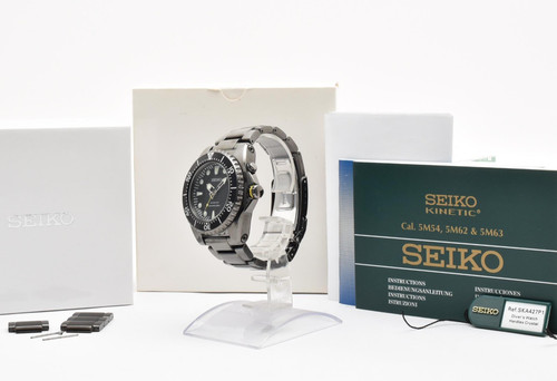 Near mint seiko kinetic - mint】seiko,