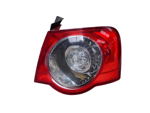 Volkswagen passat taillight - volkswagen,
