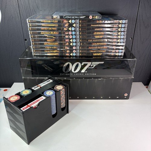 James bond 007 ultimate - james,