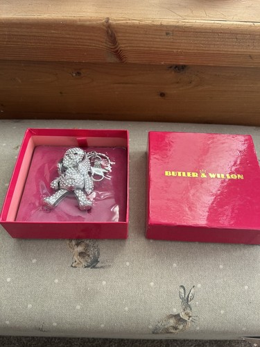 Butler wilson rhinestone - &,