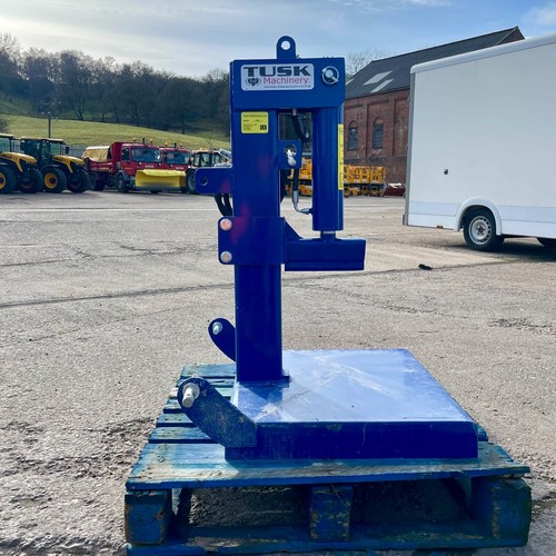 Tractor mounted hydraulic - tractor,