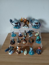 Skylanders Giants Damaged Figures Bundle x 18