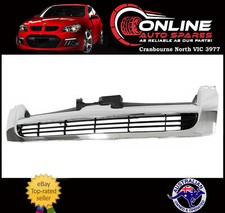 Chrome / Black Grille fit