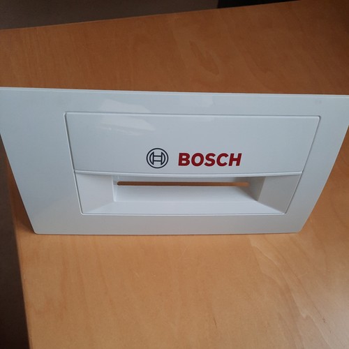 New white front door handle - front, to