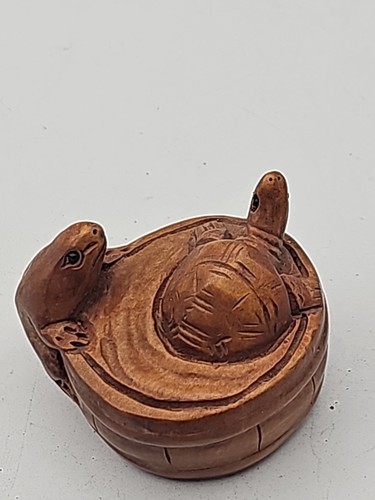 Japanese century netsuke - 19,